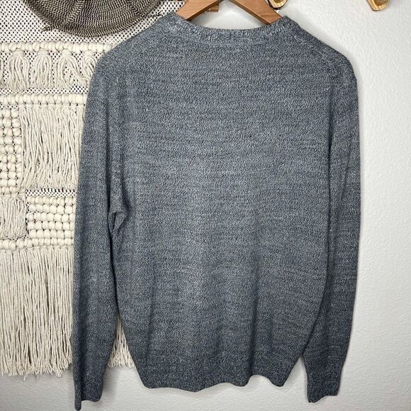 Geoffrey Beene Gray Acrylic Sweater Small - Picture 2 of 3